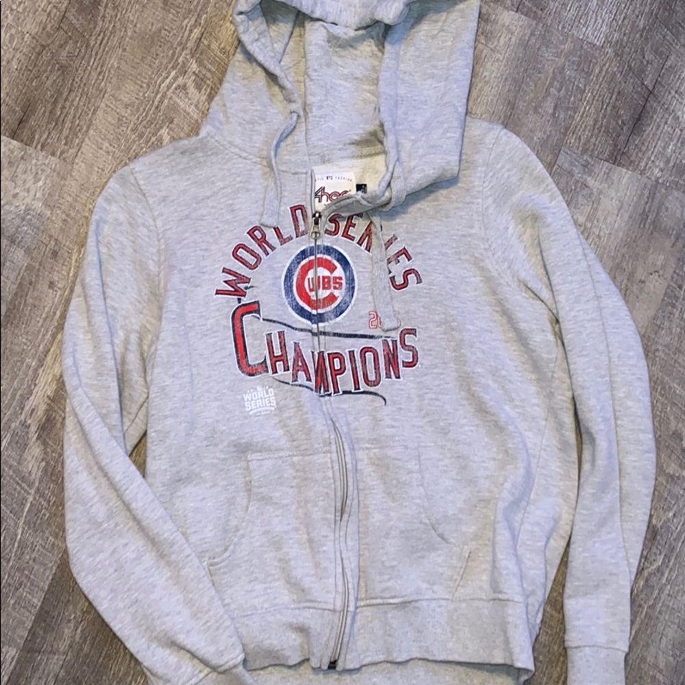Grey Cubs zip up hoodie.